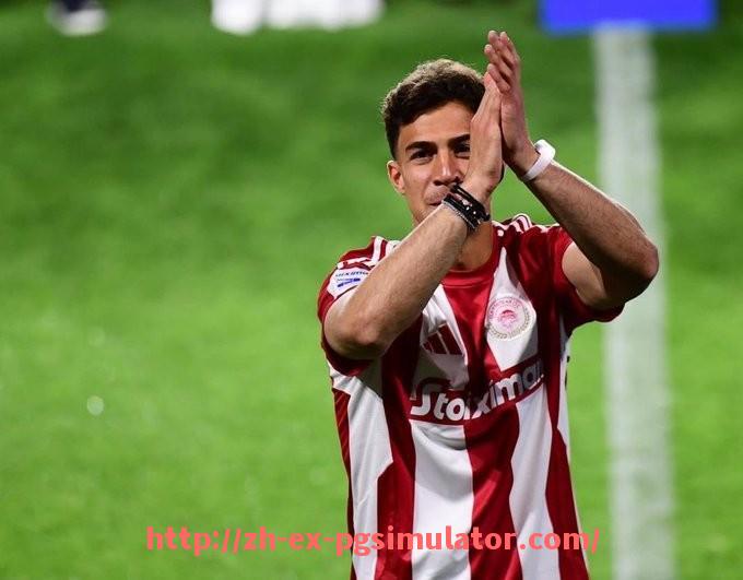 PG电子在线试玩入口-世俱杯热门战术阵型及其优缺点分析